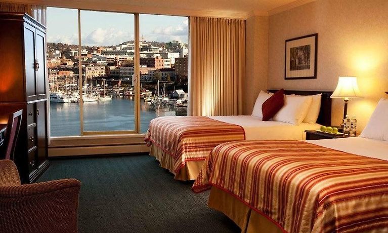 HARBOUR TOWERS HOTEL & SUITES | ⋆⋆⋆ | VICTORIA, CANADA | SEASON DEALS FROM $160